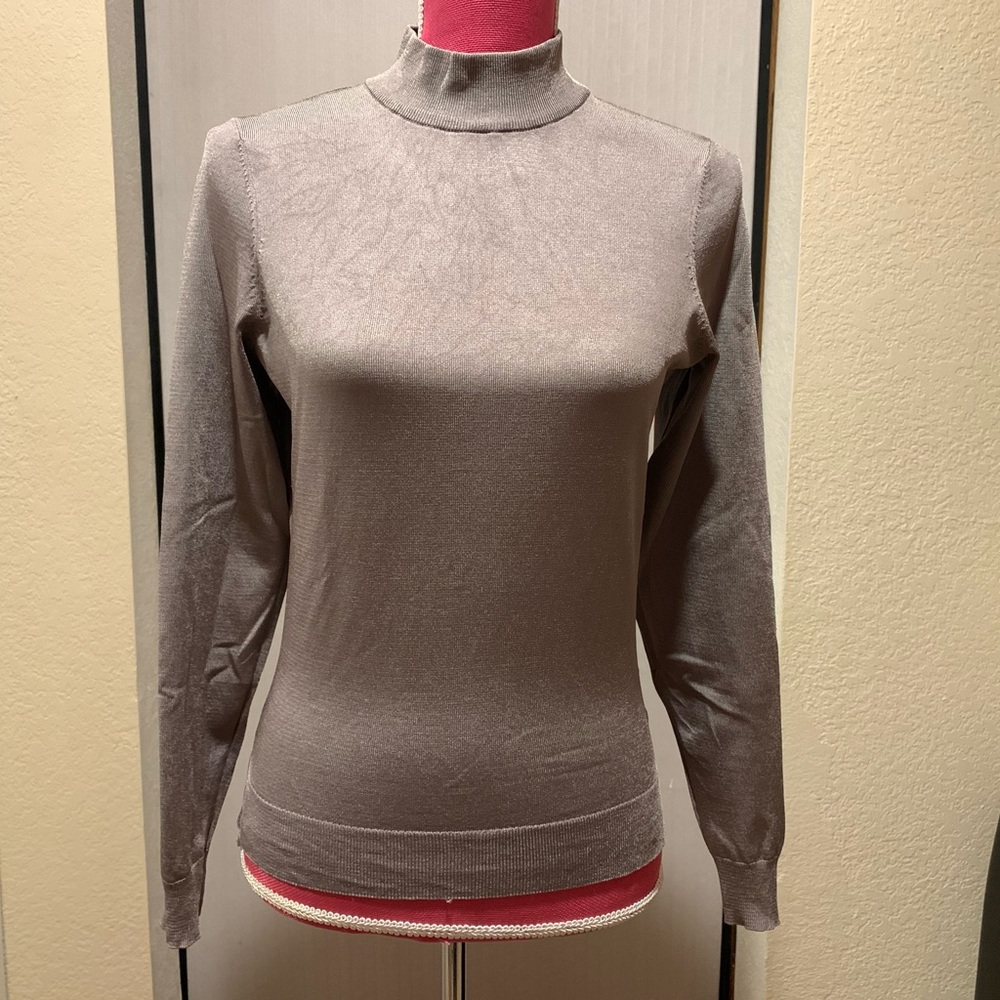 H&M mock neck sweater size XS